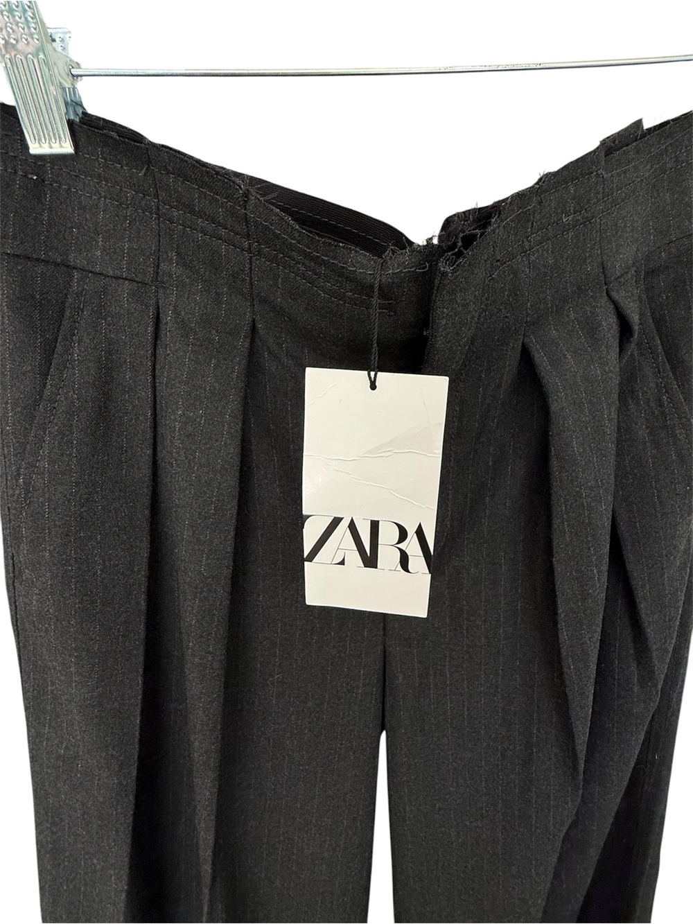 NWT! Zara High Waisted Wide Leg Pinstripe  Trousers Raw Edge Waist Tailored XS - Picture 4 of 9